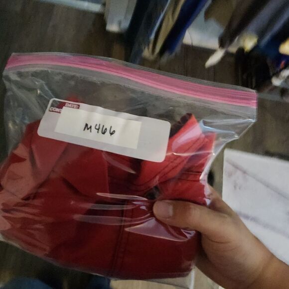 Men's O'Neill board shorts, size Medium - Picture 4 of 4